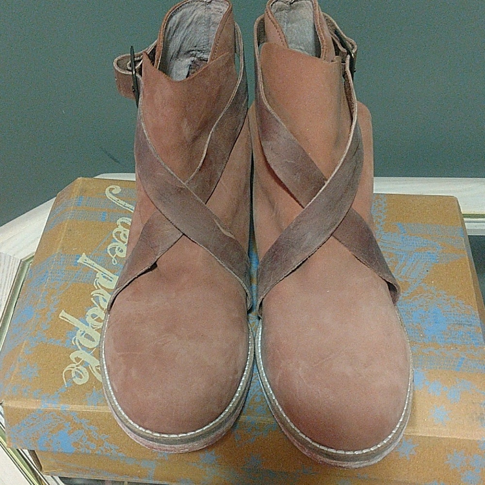 FREE PEOPLE LAS PALMAS BOOTIES
